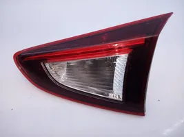 Mazda 2 Lampy tylnej klapy bagażnika 