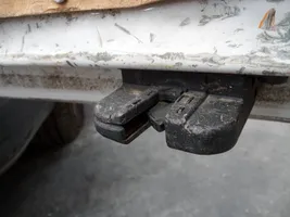 Volkswagen Caddy Bagāžnieka slēdzene 