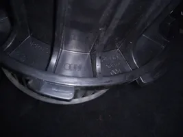 Porsche Macan Sisälämmityksen ilmastoinnin korin kotelo X6553
