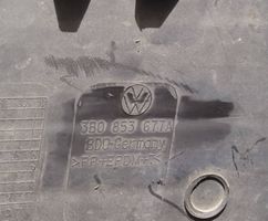 Volkswagen PASSAT B5 Kratka dolna zderzaka przedniego 3B0853677A