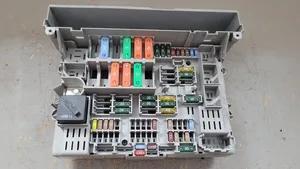 BMW 3 E90 E91 Fuse box set 6906621