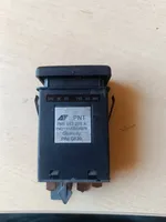 Ford Galaxy Interrupteur feux de détresse 7M5953235A