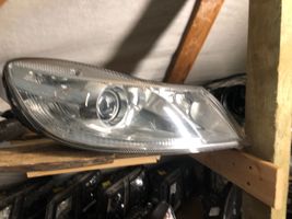 Skoda Octavia Mk2 (1Z) Lampa przednia 1z1941016F