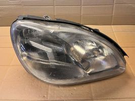 Mercedes-Benz S W220 Phare frontale A2208200261