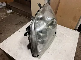 Toyota Avensis T250 Lampa przednia 8114005250