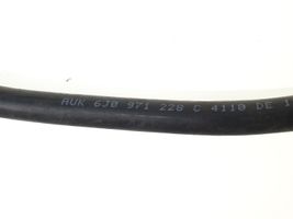 Volkswagen Golf VI Câble de batterie positif 6J0971228C