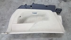 Volkswagen Touareg II Rivestimento pannello laterale del bagagliaio/baule 7P6863819