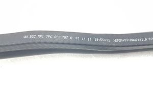Volkswagen Touareg II Engine compartment rubber 7P6823707A