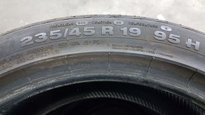 Ford Escape III R19 summer tire 