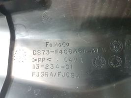 Ford Fusion II Отделка порога багажника DS73F406A64AEW