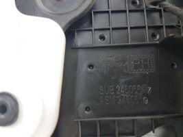 Ford Edge II Takaoven verhoilu FT4BR27406AH