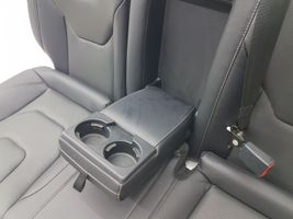 Ford Fusion II Fotele / Kanapa / Komplet 