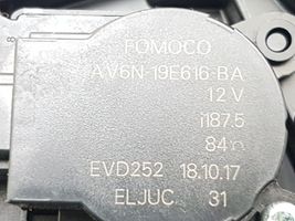 Ford Escape III Salono oro mazgo komplektas GV6119B555