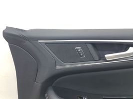 Ford Edge II Обшивка передней двери HT4BR23942