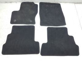 Ford Escape III Set di tappetini per auto EJ5478130D00