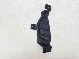 Ford Escape IV Mascherina/griglia fendinebbia anteriore LJ6B15A246