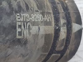 Ford Escape III Moottorin vesijäähdytyksen putki/letku EJ738260