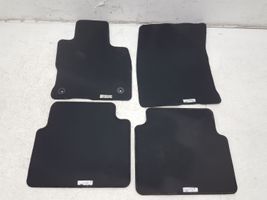 Ford Escape IV Set di tappetini per auto LJ6BS13087