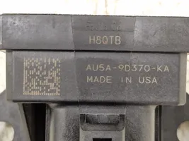 Ford C-MAX II Relé de la bomba de combustible AU5A9D370