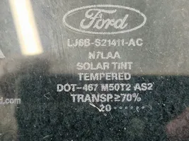 Ford Escape IV Vetro del finestrino della portiera anteriore - quattro porte LJ6BS21411