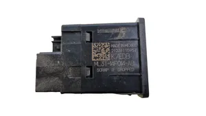 Ford Escape IV Connettore plug in USB ML3T14F014