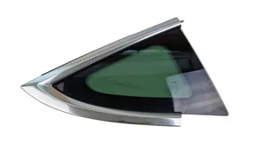 Tesla Model 3 Fenêtre latérale avant / vitre triangulaire 108070600