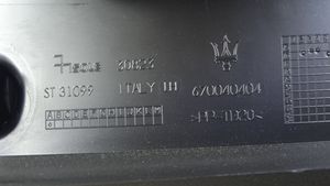 Maserati Levante Takaluukun koristelista 670040404