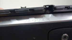 Jaguar F-Pace Schowek deski rozdzielczej / Komplet CM80512