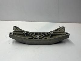 Maserati Quattroporte Support de boîte de vitesses 670003954