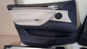 BMW X5 E70 Set di rivestimento del pannello della portiera 70W4027