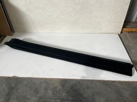 Maserati Levante Sill 670040335