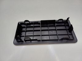 Mercedes-Benz GLE (W166 - C292) Fuse box cover A1665404416