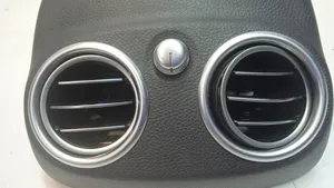 Mercedes-Benz C W205 Aizmugurējā gaisa - ventilācijas reste A2058300501