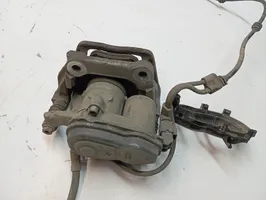 Mercedes-Benz E W213 Caliper del freno trasero 32358282