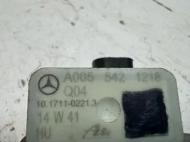 Mercedes-Benz E W212 Sensore d’urto/d'impatto apertura airbag A0055421218