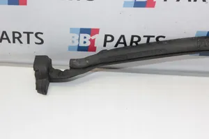 BMW 4 F32 F33 Supporto/guarnizione in poliuretano espanso del parafango 7322915