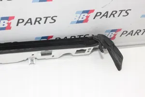 BMW M4 F82 F83 Joint / vitre de porte arrière 7280296