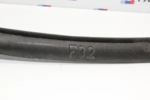 BMW 4 F32 F33 Supporto/guarnizione in poliuretano espanso del parafango 7322913