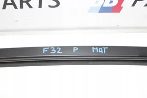 BMW 4 F32 F33 Copertura modanatura barra di rivestimento del tetto 7280298