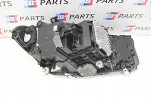 BMW 5 G30 G31 Phare frontale 8499119