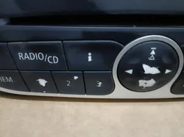 Renault Twingo II Unité principale radio / CD / DVD / GPS 281150031R