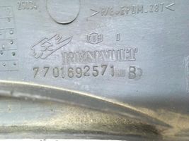 Opel Movano B Modanatura separatore del paraurti anteriore 7701692571