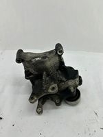 Hyundai Santa Fe Soporte del alternador 