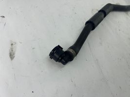 BMW 4 F32 F33 Moottorin vesijäähdytyksen putki/letku 17128507246