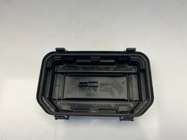 BMW 4 F36 Gran coupe Fuse box cover 9224872