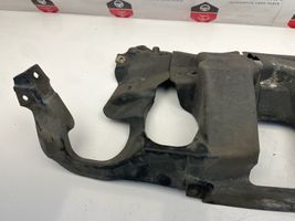 BMW 5 F10 F11 Couvre-soubassement avant 7185169