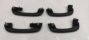 BMW 3 GT F34 Un set di maniglie per il soffitto 