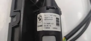 BMW 4 F32 F33 Regulacja wysokości pasów bezpieczeństwa 7307916