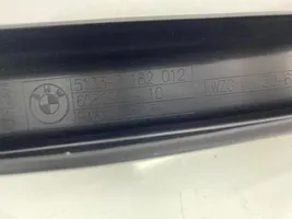 BMW 5 F10 F11 Другая деталь отделки пере́дней дверей 7182012