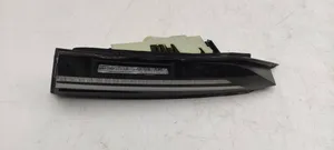 BMW i4 Lampy tylnej klapy bagażnika 7477608